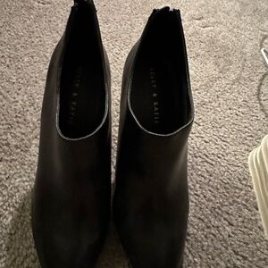 Kelly & Katie Elegant Black Ankle Boots